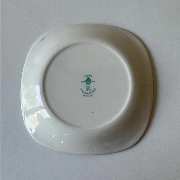 Vintage Cat Figurine and Vintage Crown Staffordshire 
England Cat Plate - Picture 7 of 10